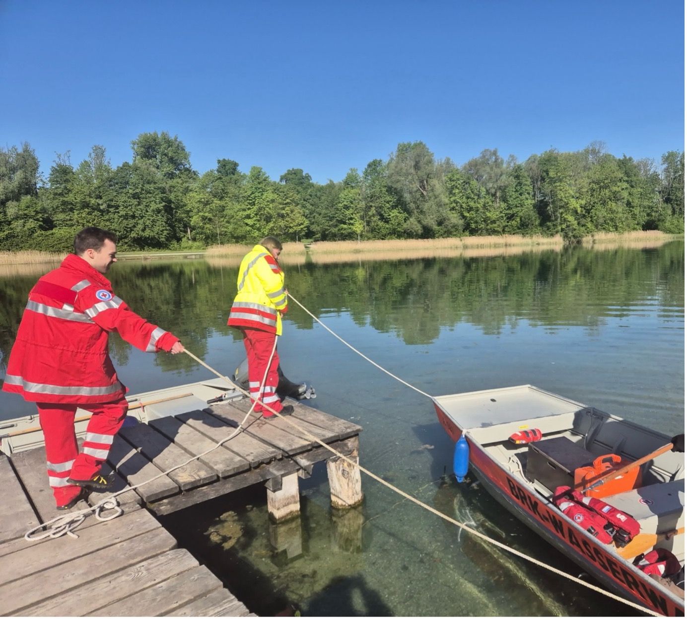 Bootsausbildung Wasserwacht Aiding.jpg